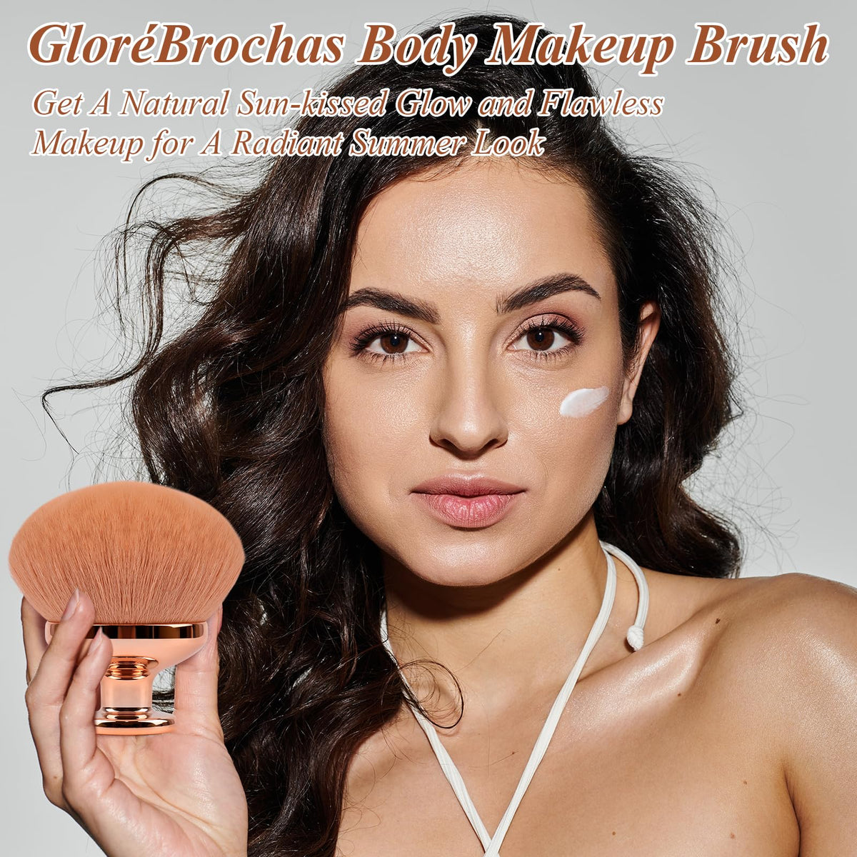 GloreBrochas dense, silky-soft bristles deliver flawless, streak-free application.