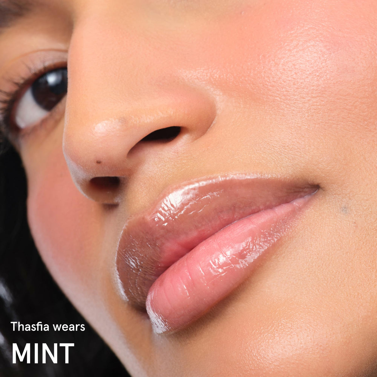 Glossier Balm Dotcom ingredients close-up highlighting key oils