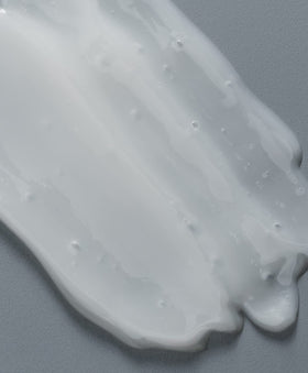 GO247 Mint Thickening Shampoo scent captures fresh peppermint and menthol aroma.