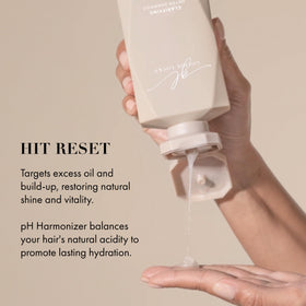 Goldie Locks Clarifying Detox Shampoo pump dispenses smooth, even lather for easy application.