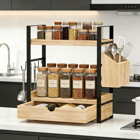 Goliross easy-assembly shelf for quick setup and tidy surfaces.