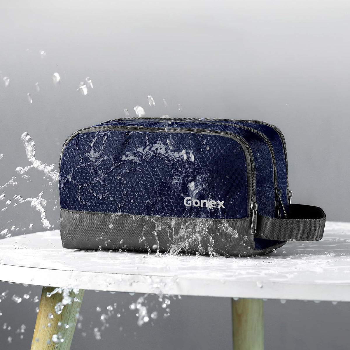 Gonex toiletry bag interior compartments keep larger items organized and visible.