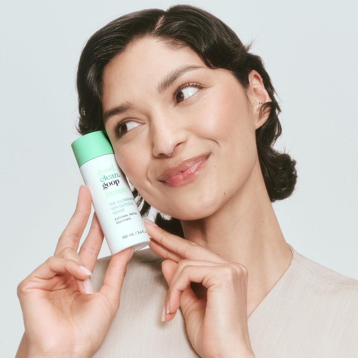 good.clean.goop The Illuminator toner being applied in palm for quick skin prep.