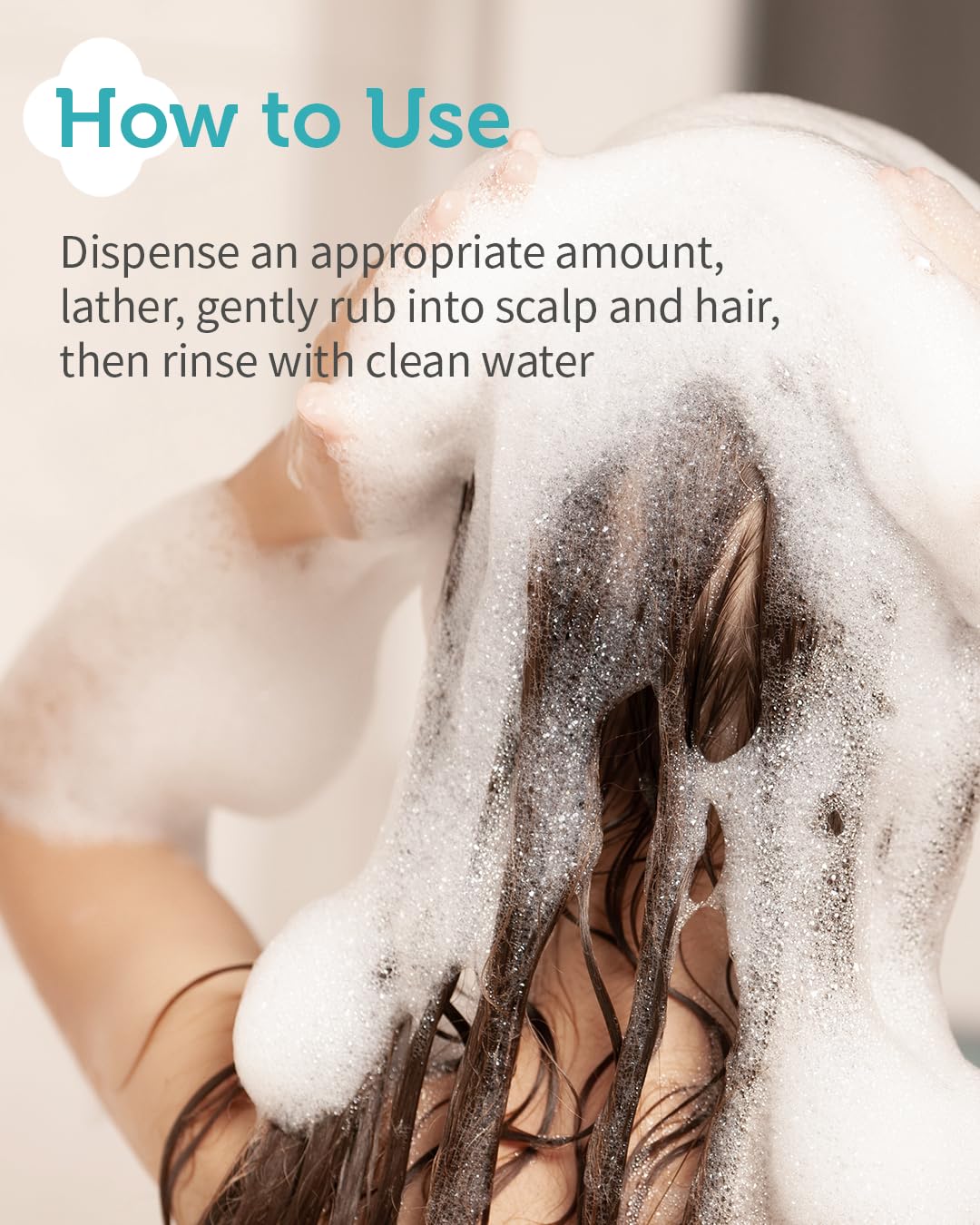 GOONGBE Kids' Silky Shampoo lather demonstrates gentle cleansing for tangles.