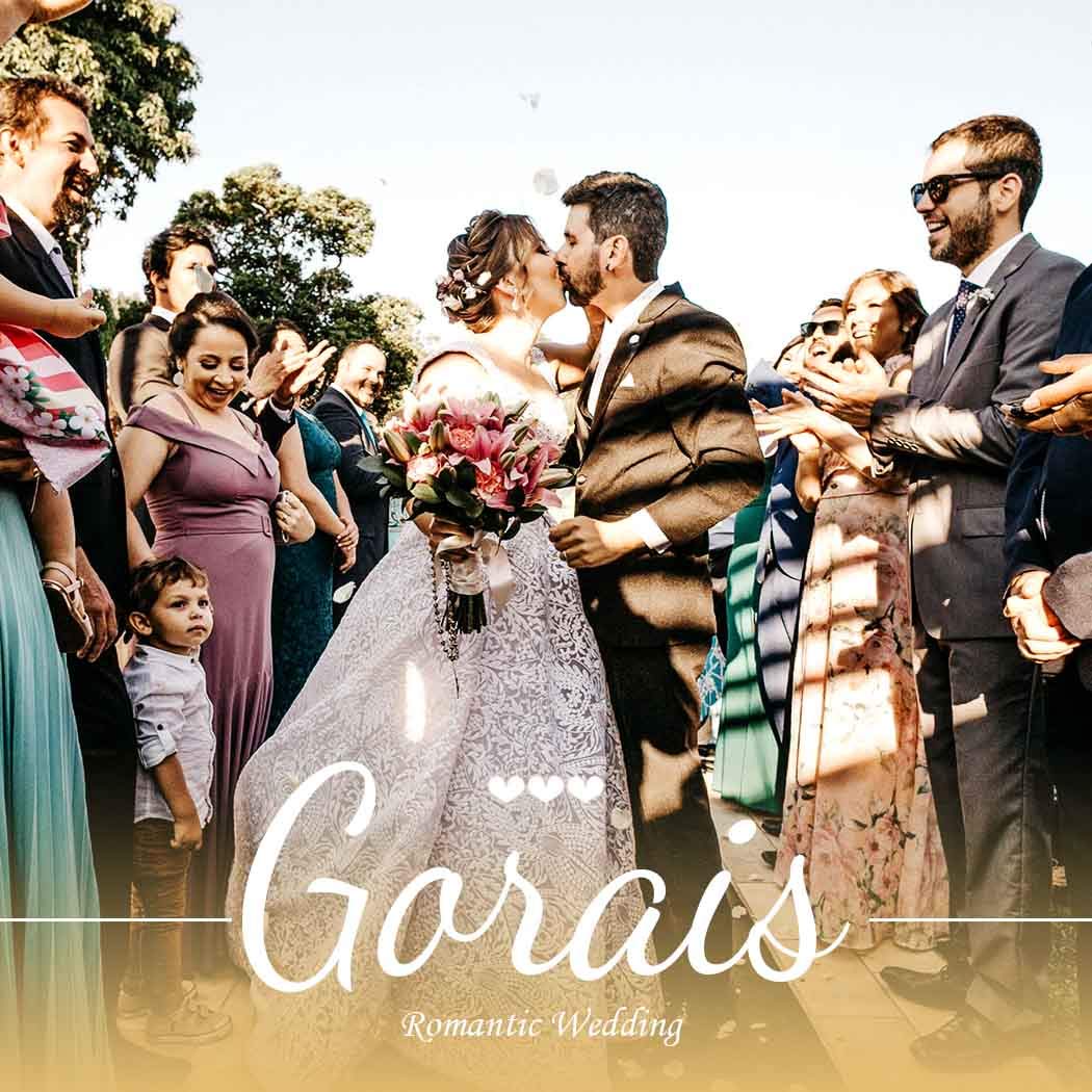 GORAIS bridal headpiece ideal for weddings, proms, and special events.