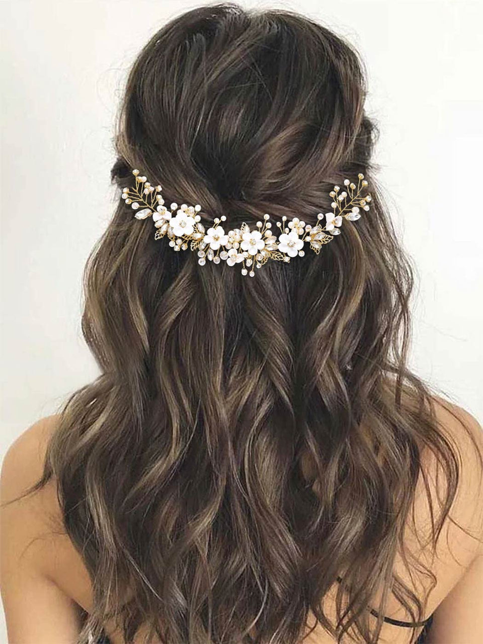 GORAIS Flower Bride hair vine with crystals for a timeless bridal glow.