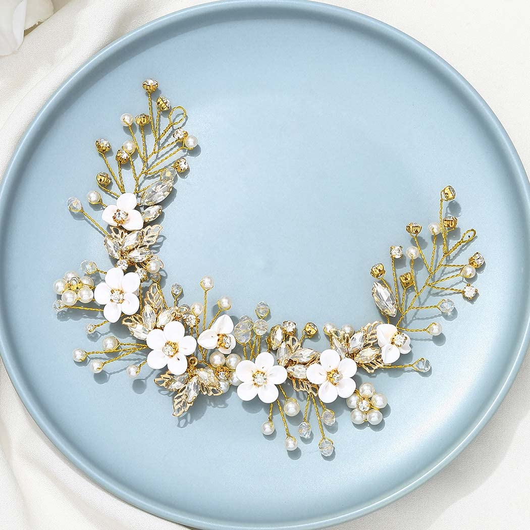 GORAIS wedding hair accessory with pearls adds elegant shimmer for brides and bridesmaids.