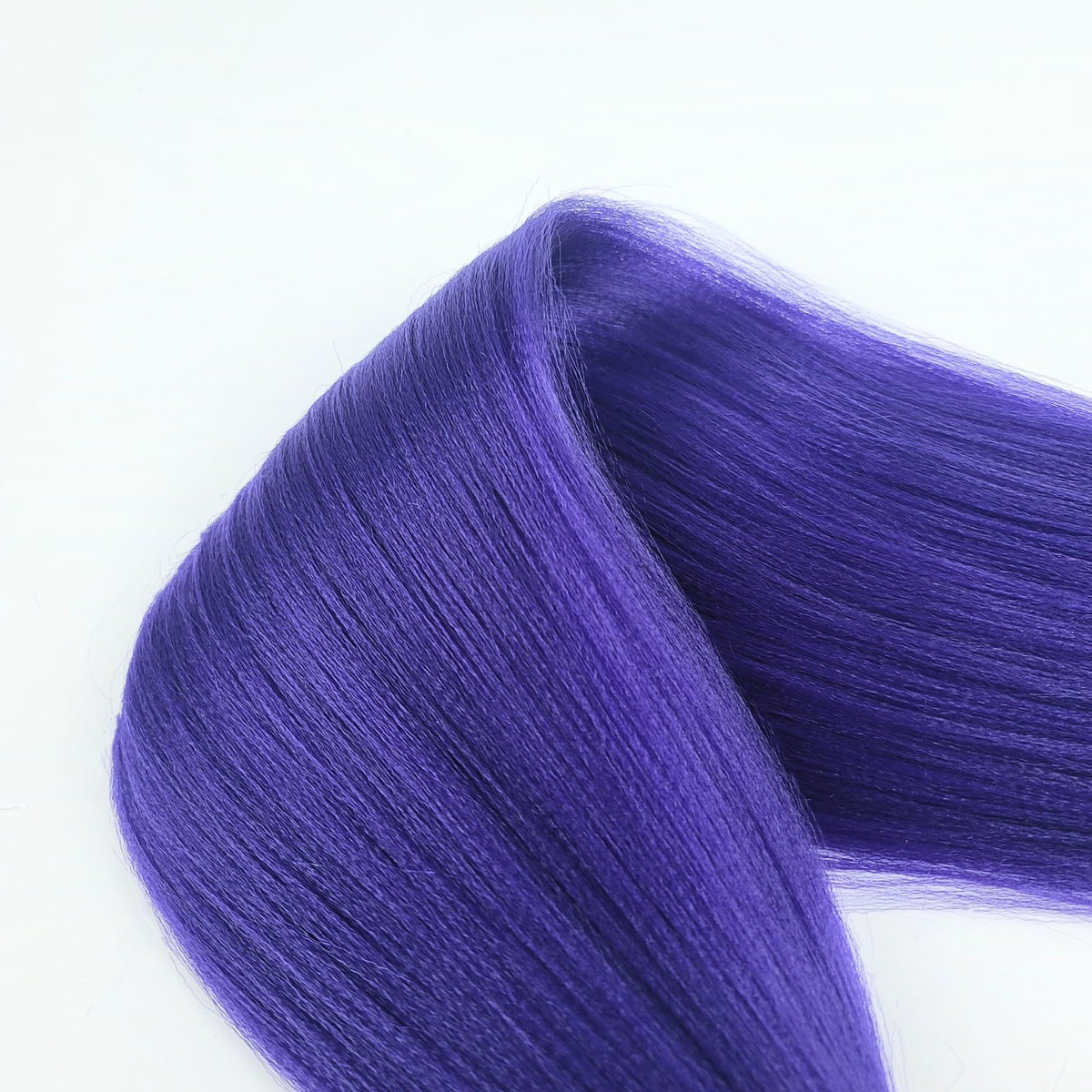 Gozill lightweight braiding hair, 3.17-ounce per piece, comfortable wear.