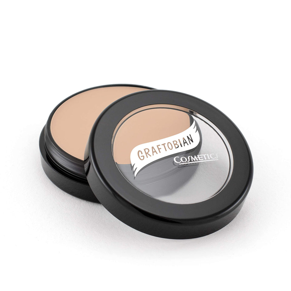 Graftobian HD Glamour Creme Foundation half-ounce jar shows lightweight coverage.