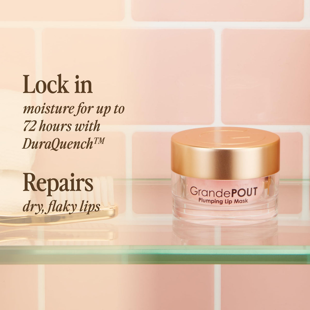 GrandePOUT DuraQuench hydration layer close-up sealing moisture.
