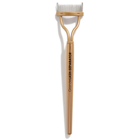 Grande Cosmetics GrandLASH-SEPARATOR curved comb gently separates lashes for a clump-free look.