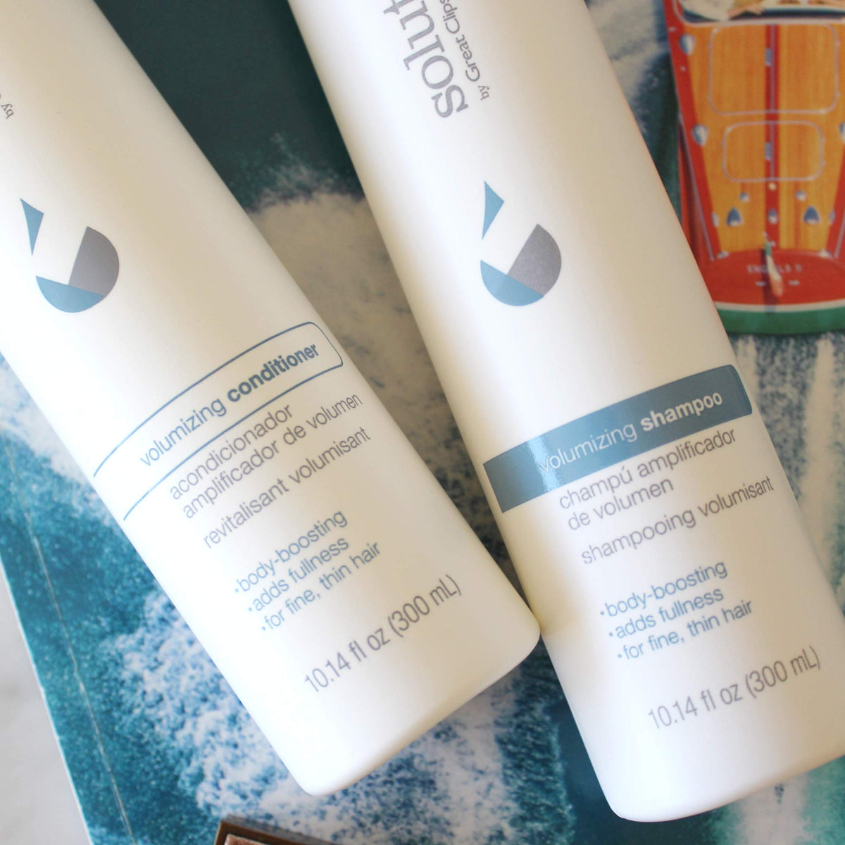 Great Clips Solutions Volumizing Shampoo lather action shows cleansing without drying