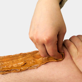 Greenhaus Deco underarms waxing demonstrates quick, comfortable maintenance