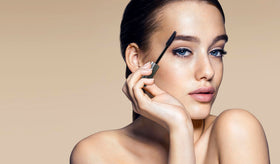 Greyfree no-mess applicator wand minimizes overspray during touch-ups.