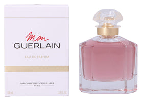 Mon Guerlain spray action capturing the moment of fragrance release