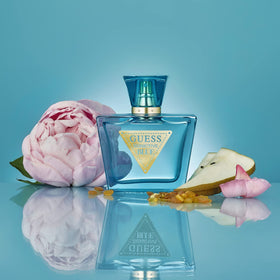 GUESS Seductive Blue cap close-up, premium packaging ideal for gifting