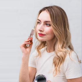Gurelax everyday-use trimmer for nose, lips, chin and small facial areas.