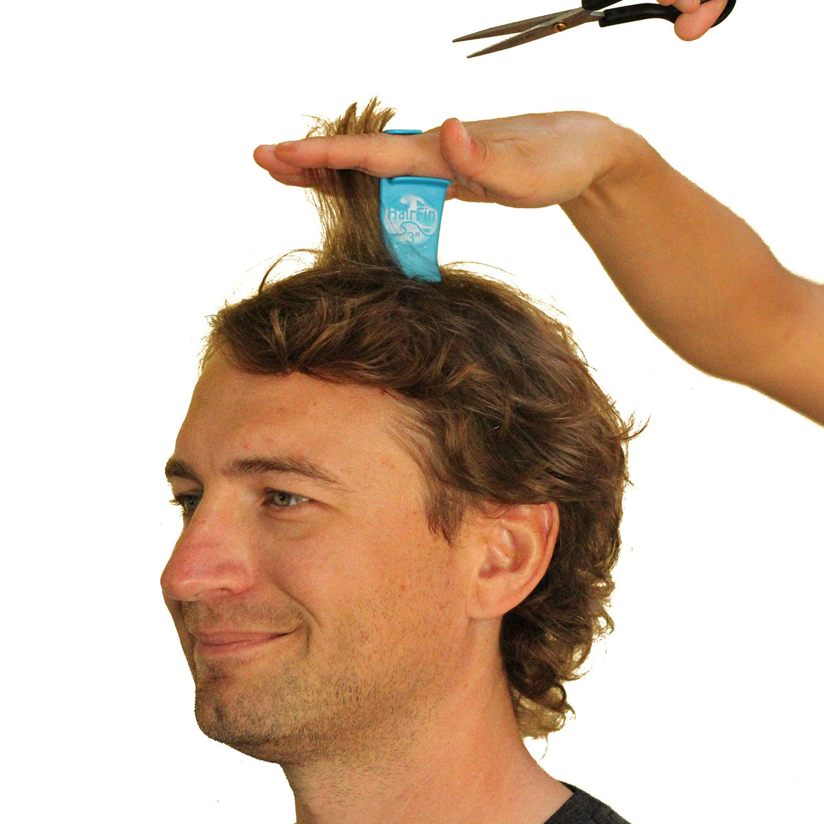HairFin 4-inch guide demonstrates longer-length control for fuller hairstyles.