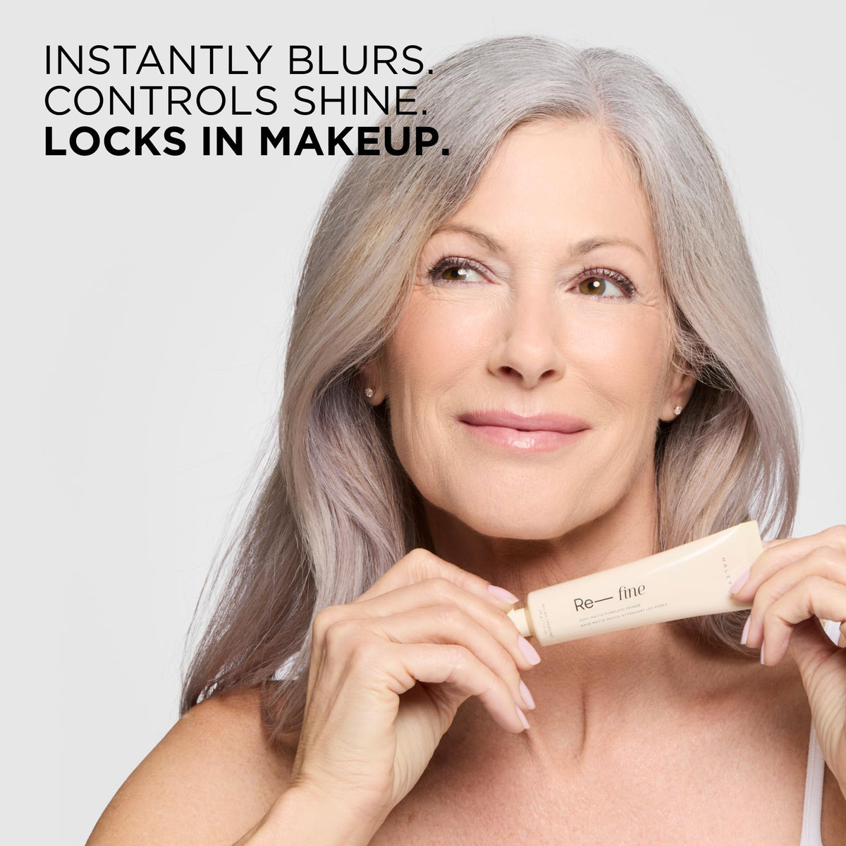 HALEYS Re-fine makeup-grip texture on brush tip helps application