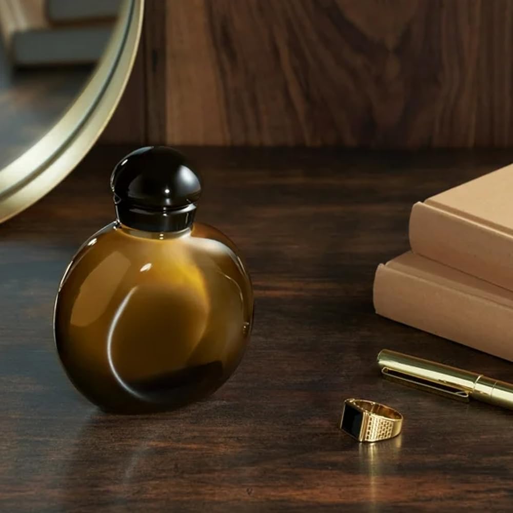 Halston Z14 box front showcases brand and fragrance identity.