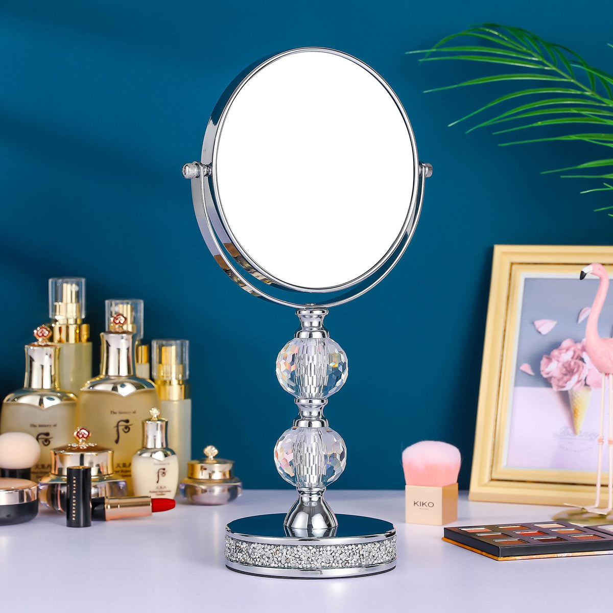 Hanjue crystal metal design accents the vanity for an elegant look