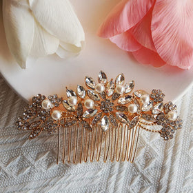 Hapibuy bridal hair comb arrives in a stylish jewelry box