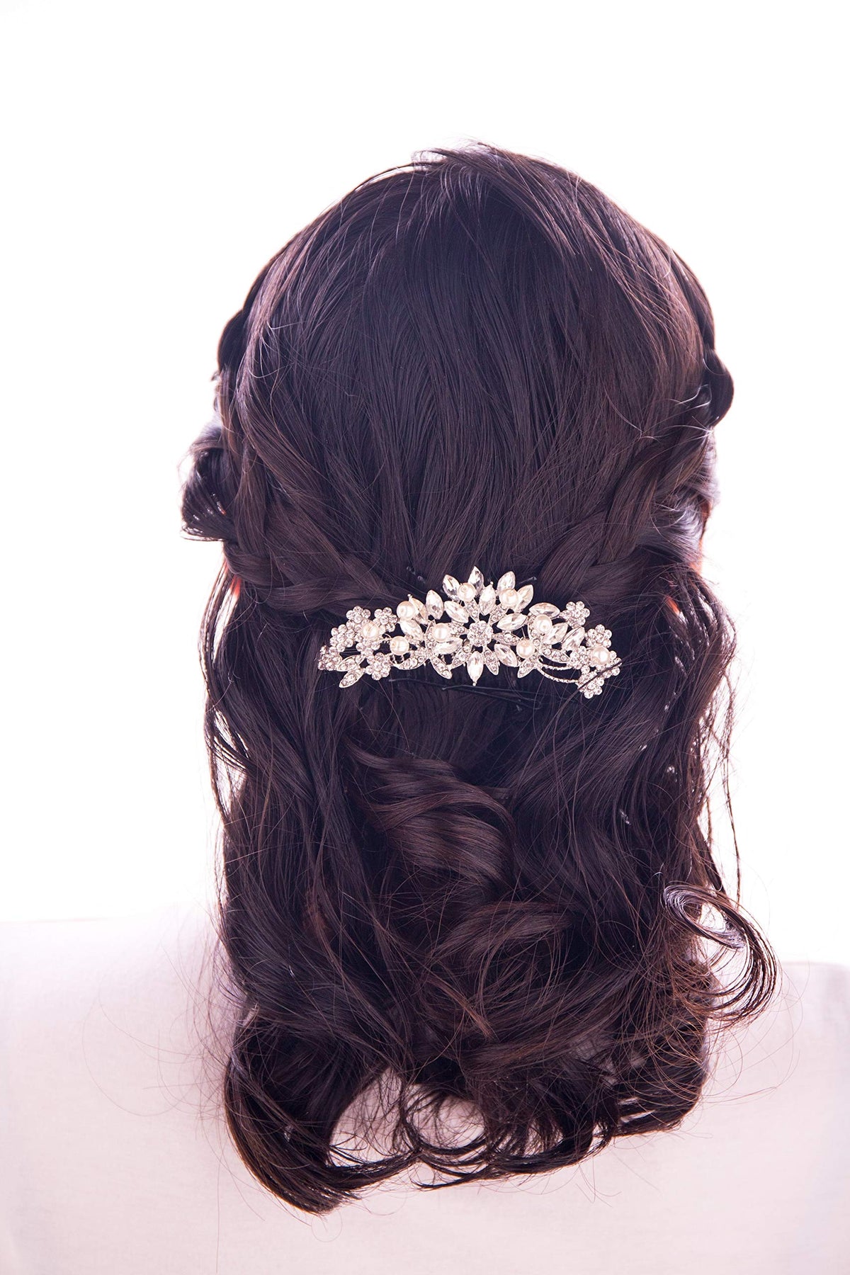 Hapibuy gift-box packaged hair comb makes a thoughtful bridal accessory.