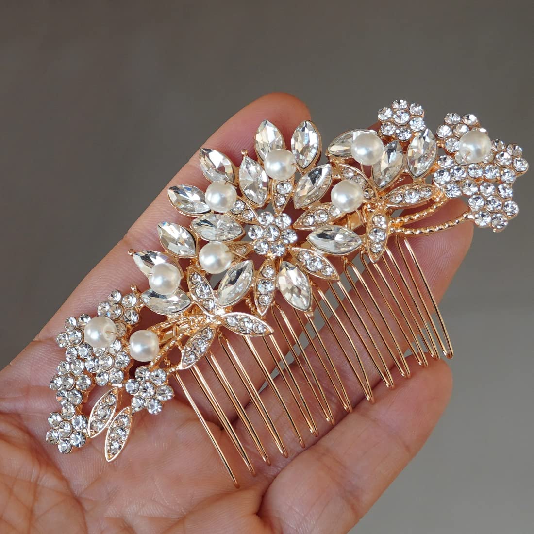 Hapibuy vintage design with gold-tone finish for timeless charm