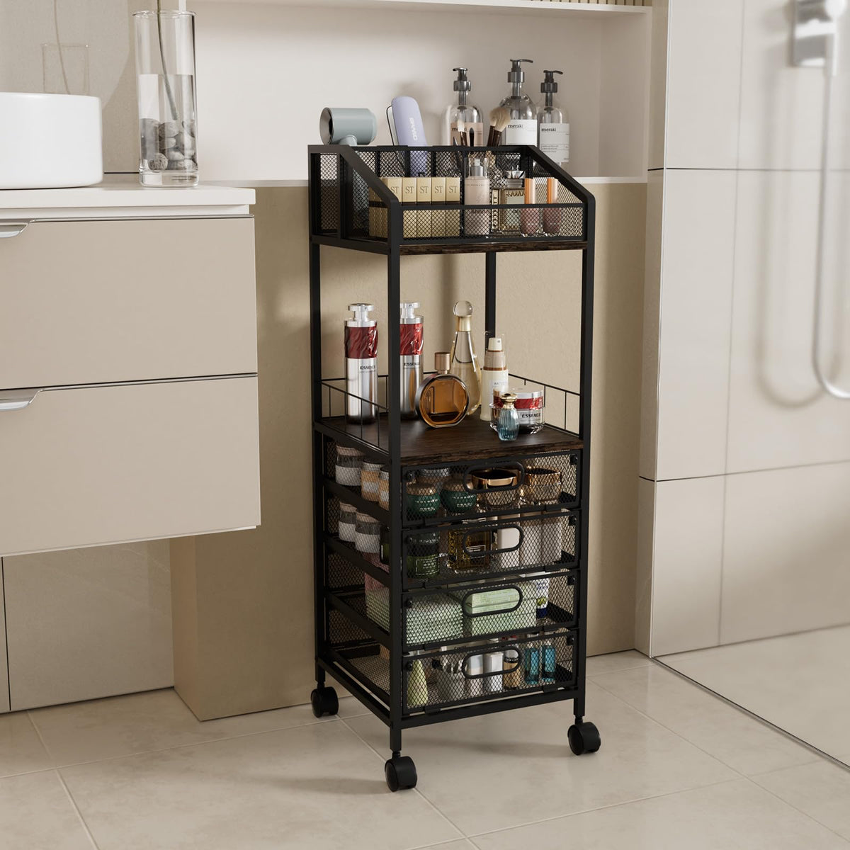 HapiRm stylish makeup stand makes a thoughtful gift for beauty lovers.