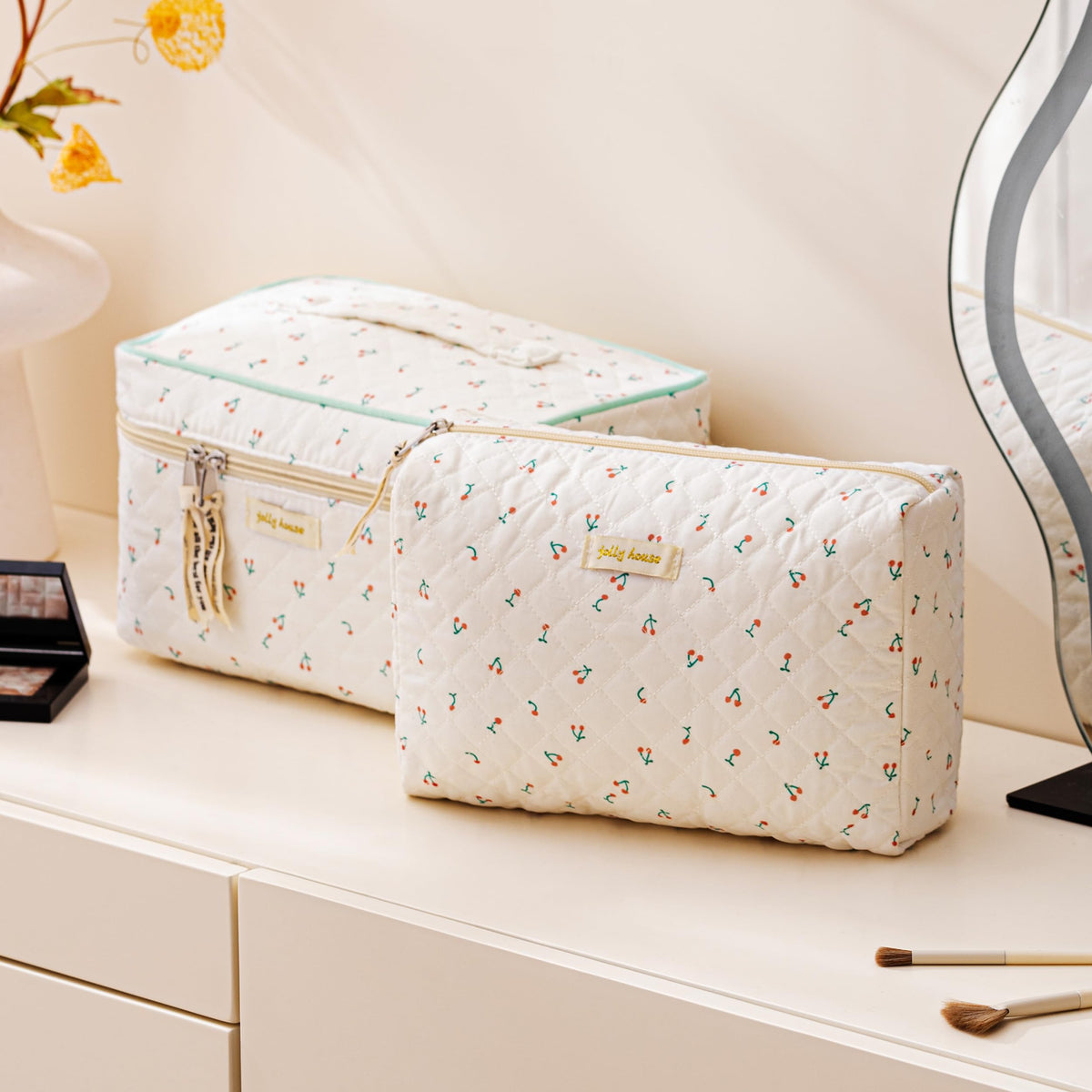 HBselect travel-ready makeup bag fits in luggage and purses for on-the-go routines