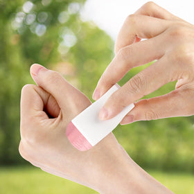 Hedume sanitary single-use option suits spas and makeup counters.