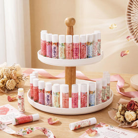 Heigble Mother's Lip Balm 50pack strawberry pattern delivers soft, smooth lips after wear.