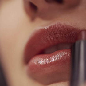 Lip tint provides moisturized, sheer color on lips