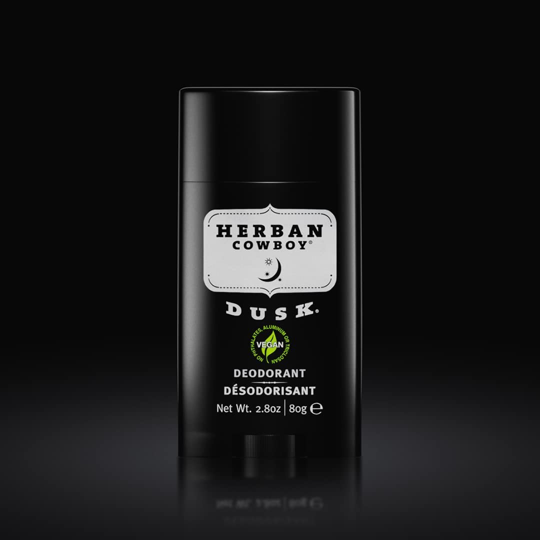 Product texture close-up conveys creamy consistency for quick-dry feel.