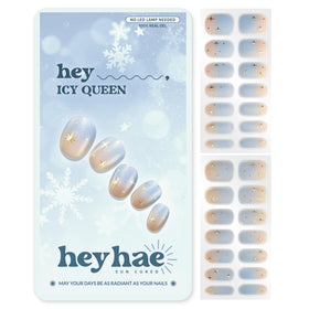 Heyhae Winter Ombre Nail Strips show a chic shimmer for effortless holiday nails.