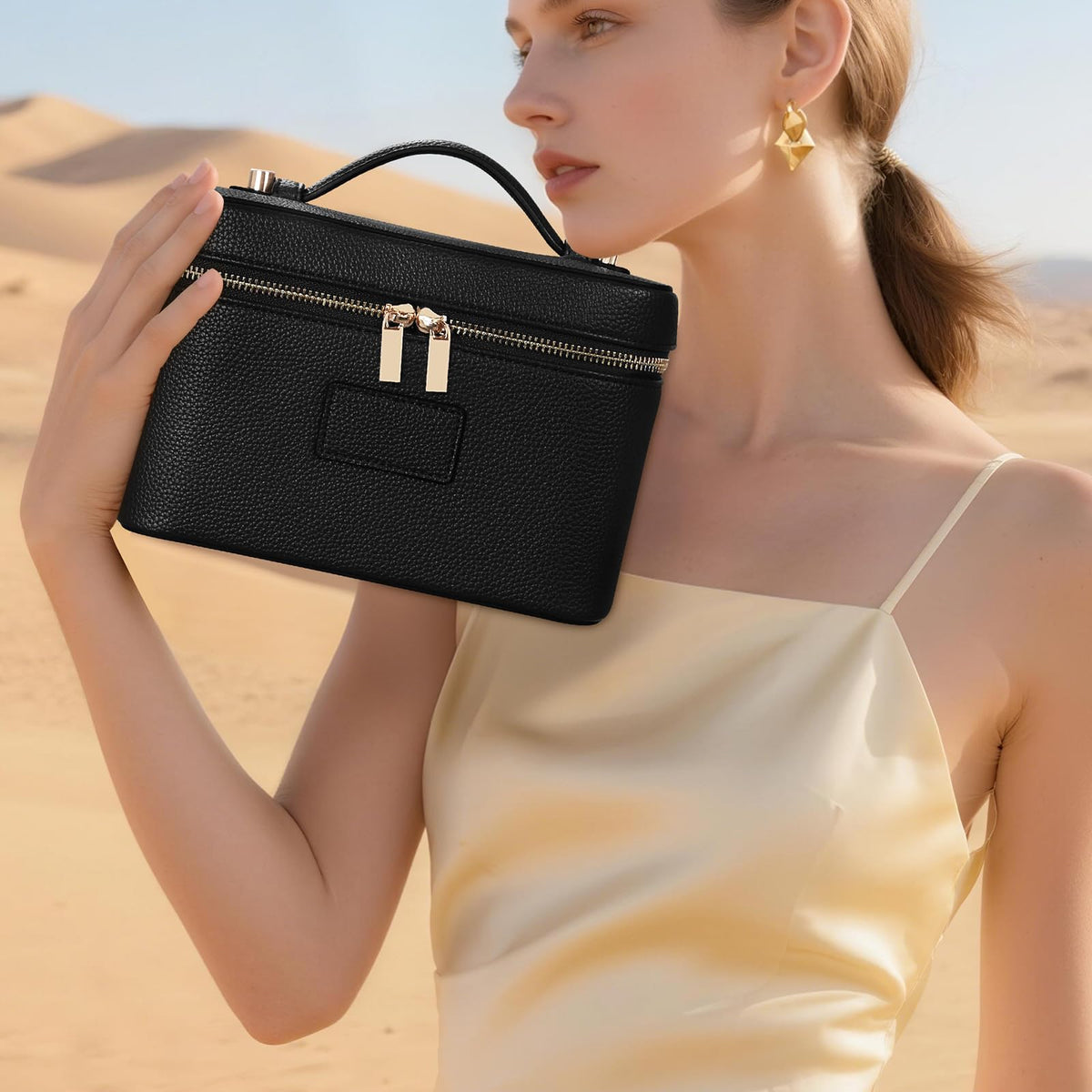 HiTotes makeup bag removable divider keeps cosmetics organized during travel