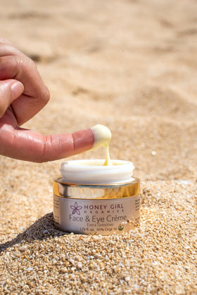 Honey Girl Organics Extra Sensitive Creme packaging shows compact jar for travel-friendly daily care.