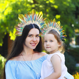 HONLYNE light up headband enhances selfies with dazzling accents
