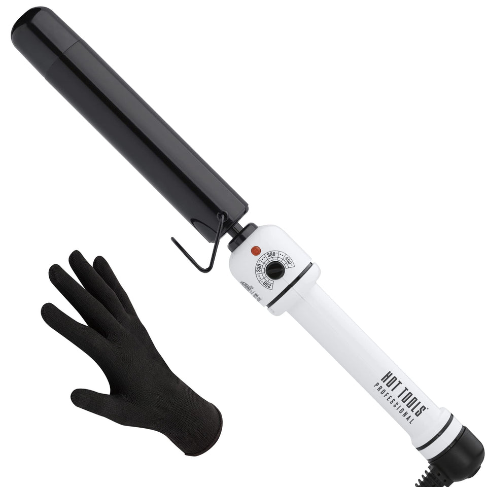 Hot Tools Pro Artist Nano Ceramic Curling Wand close-up shows the 1-1/4 inch barrel for smooth curls.