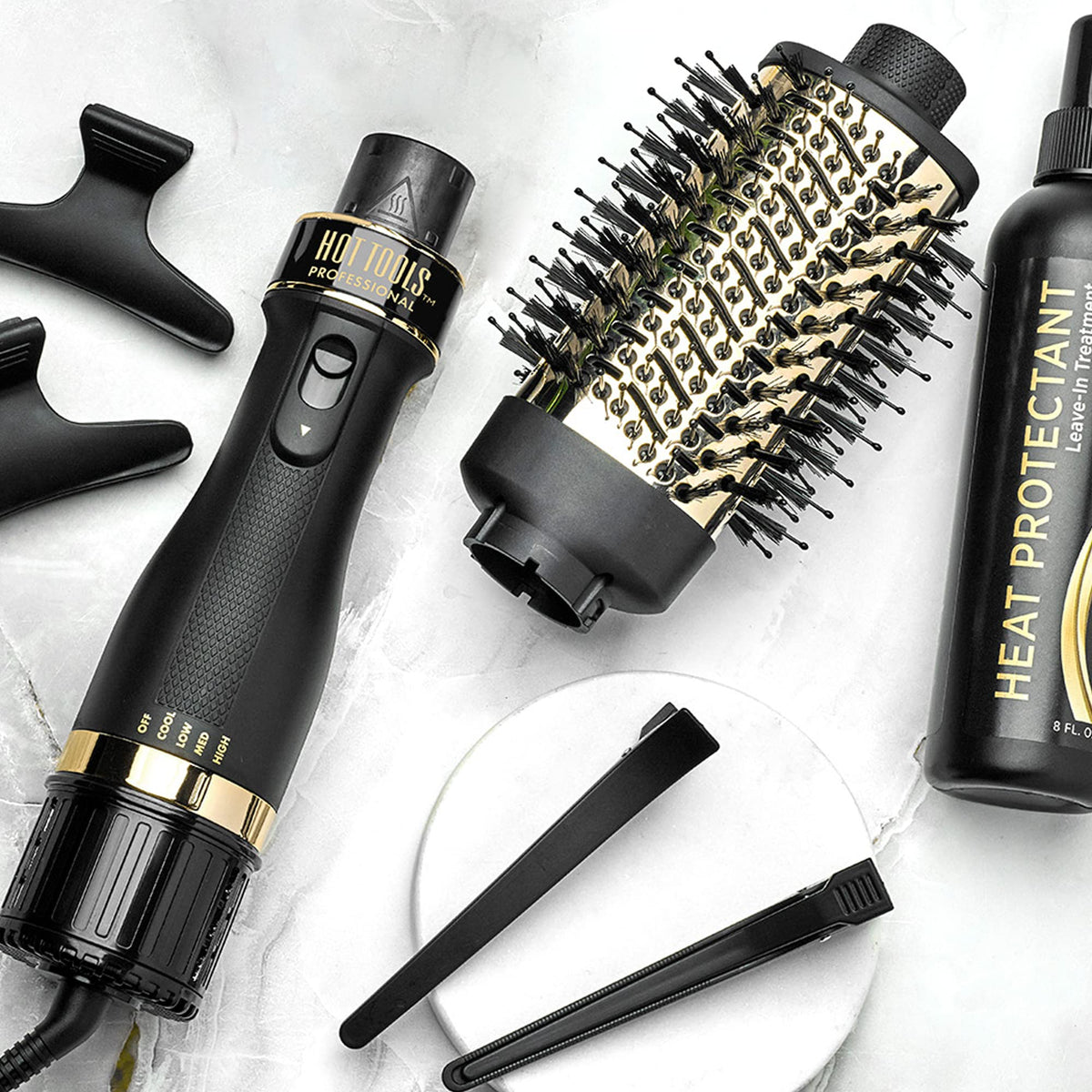 HOT TOOLS Pro Artist slim handle design offers comfortable grip.
