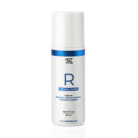 Hot Vita Retinol Toner Roll-On on belly area for smoother skin