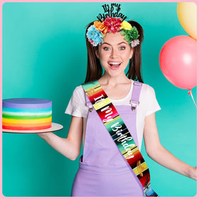 Hoteam birthday photo props help guests pose confidently