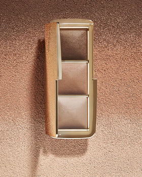 Hourglass Ambient Lighting Palette Vol 2 texture closeup highlights blendable formula.