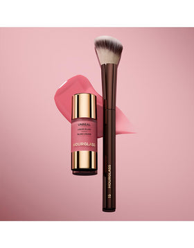 Hourglass No. 15 Blush Brush even blending on contours and cheeks