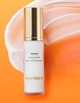 Hourglass Vanish Airbrush Primer absorbs oil to control shine