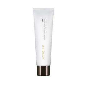 Hourglass Veil Mineral Primer jumbo bottle for all-day makeup wear.