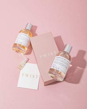House of Twist Rosa Lina No. 58 rose and peony heart bloom.