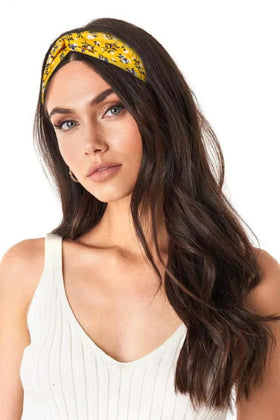 Huachi 8pc headband set offers versatile color options for many outfits.