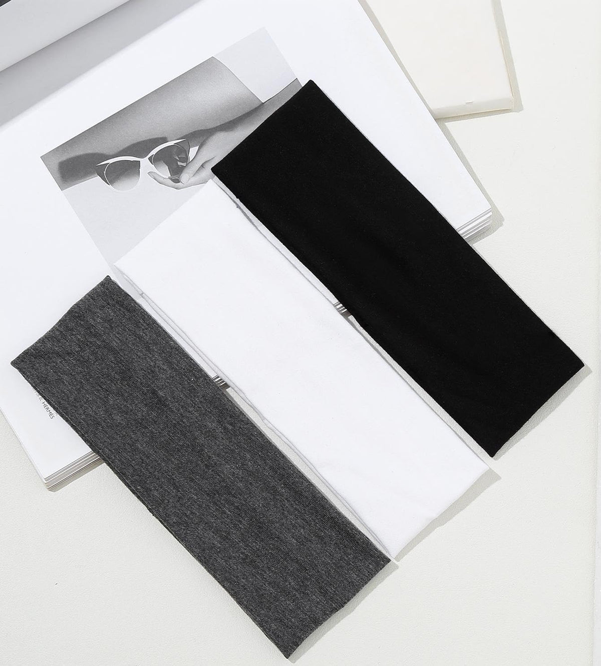 Huachi beige headbands with stretchy fabric for comfortable style