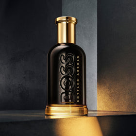 Hugo Boss Bottled Absolute Parfum Intense incense close-up highlights refined warmth for evenings.